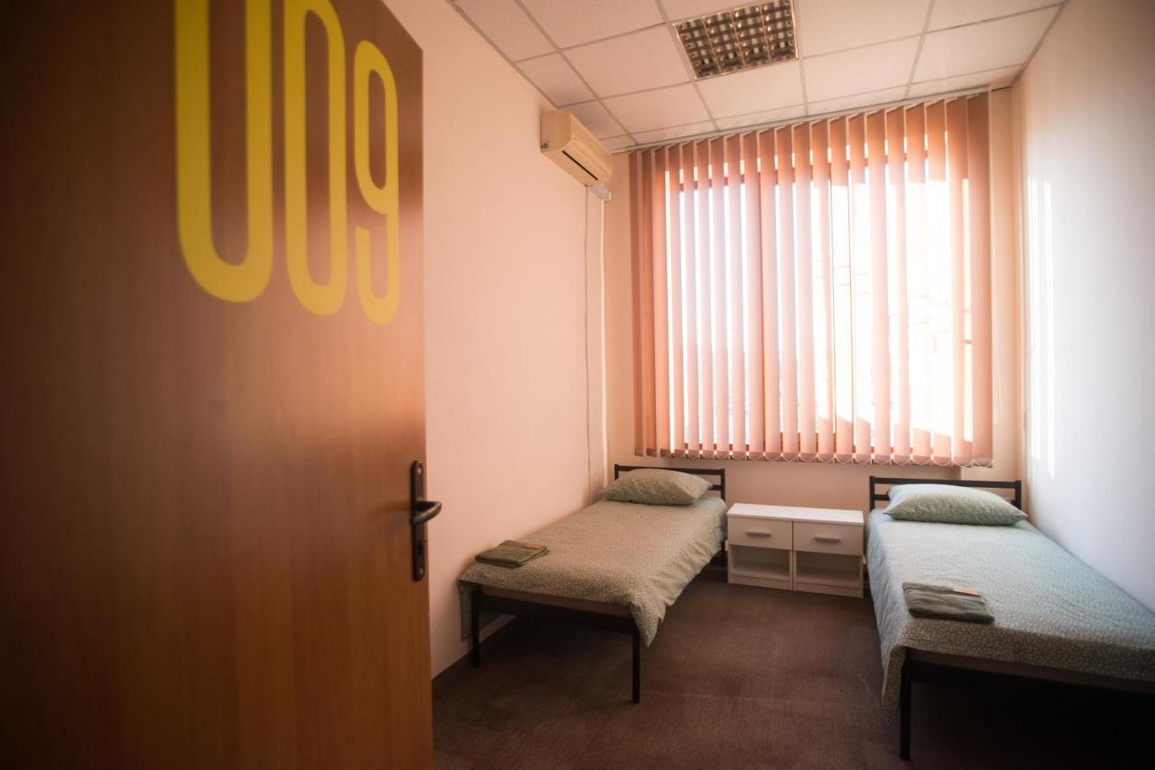 Si-Yo Hostel Ujhorod Exterior foto